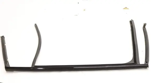 Skoda Octavia Mk4 Rubber seal tailgate window/glass 