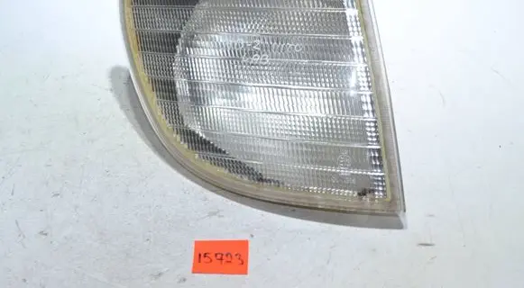 Mercedes-Benz Vito Viano W638 Front indicator light 185509