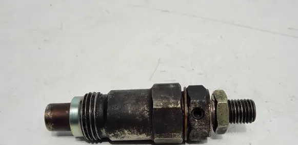 Mazda 626 Fuel injector H711500
