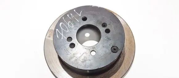 Hyundai Getz Rear brake disc neventiliuojamas