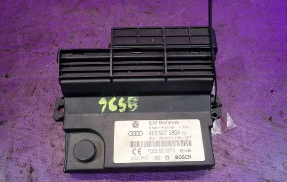 Audi A8 S8 D3 4E Other control units/modules 4E0907280A