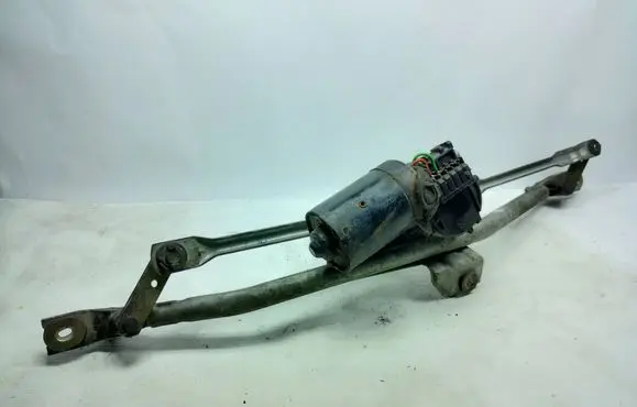 Audi A4 S4 B5 8D Front wiper linkage and motor 8D1955605B