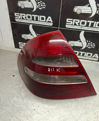 Mercedes-Benz E W211 Rear/tail lights A2118200364