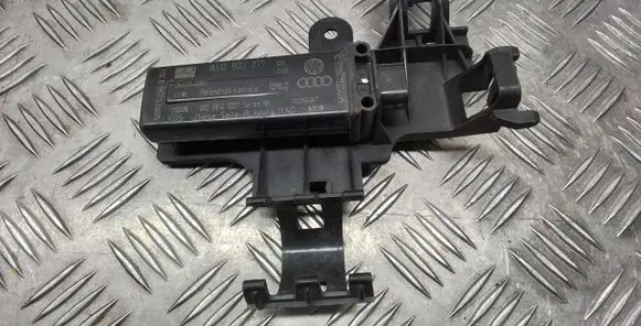 Audi A6 S6 C6 4F Tire pressure sensor 8E0907277