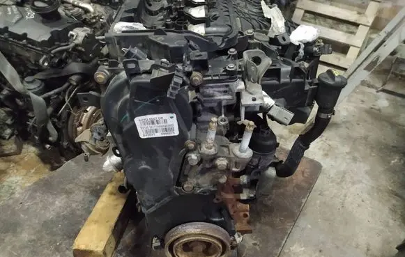 Ford Galaxy Engine AV4Q