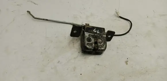 KIA Carens I Tailgate/trunk/boot lock/catch/latch