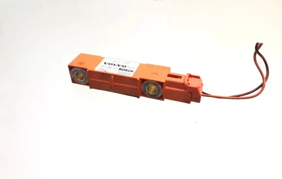 Volvo XC90 Airbag deployment crash/impact sensor 8651754 006317 300904