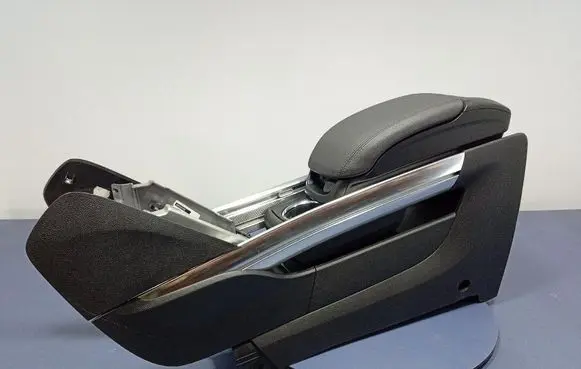 Opel Zafira C Center console 13302492