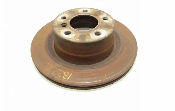 BMW 1 E82 E88 Rear brake disc Nėra