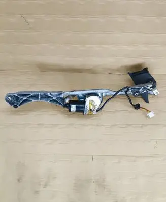 Mercedes-Benz C W203 Wiper motor A2038200442