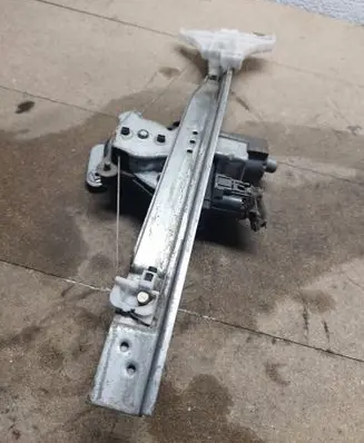 Ford Mondeo Mk III Sliding door window regulator with motor 0130821773