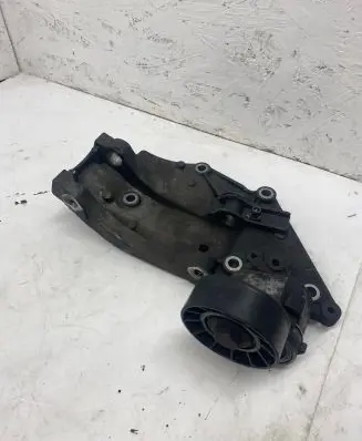 Ford S-MAX Engine mounting bracket 0861251549F 9682367380