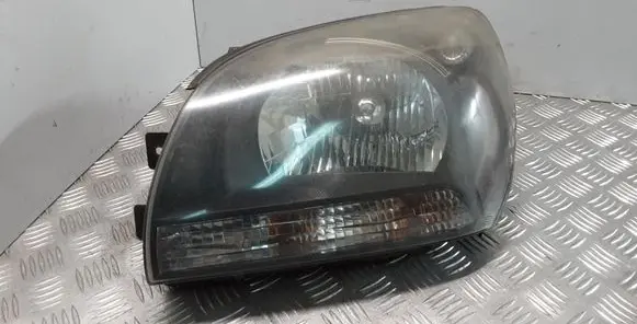 KIA Sportage Headlight/headlamp 921010Z030