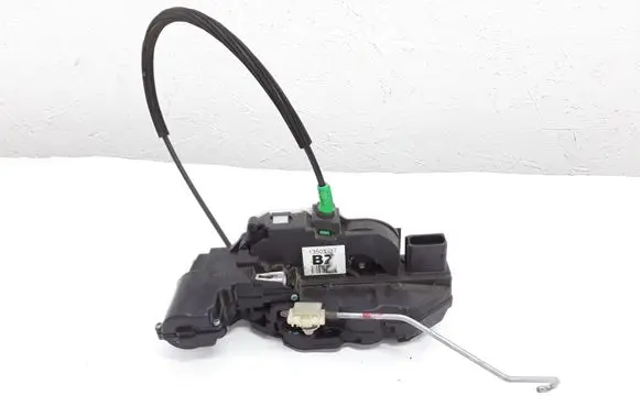 Cadillac SRX Rear door lock 13503767