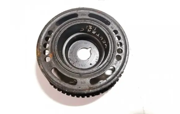 Opel Zafira A Crankshaft pulley 90531581