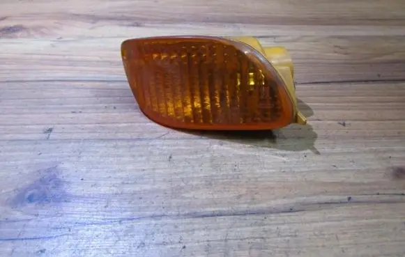 Ford Focus Front indicator light 0374d e46497