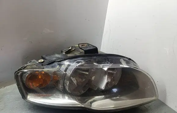 Audi A4 S4 B7 8E 8H Headlight/headlamp 8e0941004aj