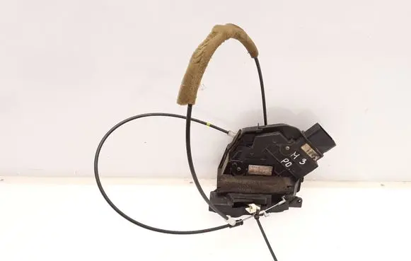 Mazda 3 I Front door lock 3N6AA21812D