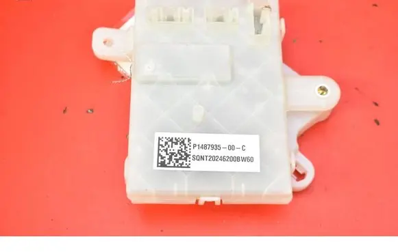 Tesla Model S Engine control unit/module ECU P1487935-00-C