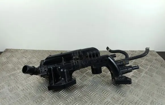 Thermostat/thermostat housing