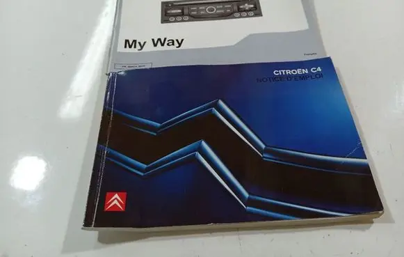 Citroen C4 I Owners service history hand book 
