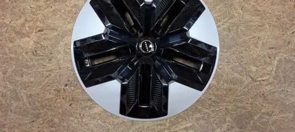 Volvo EX30 R18 alloy rim 80000277 KT91012