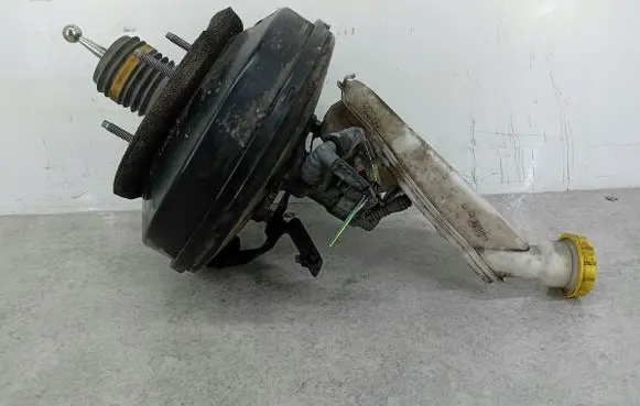 Peugeot 2008 I Brake booster 9805057980TRW