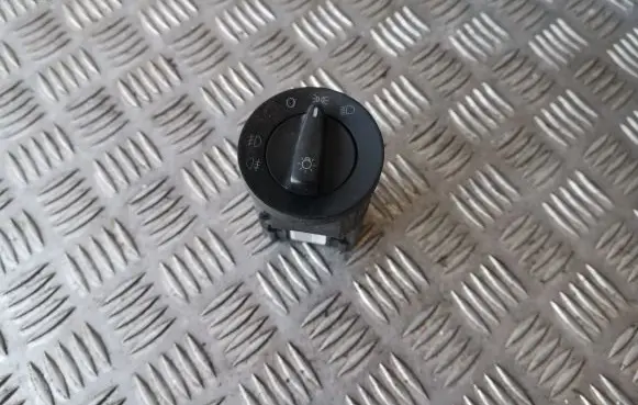 Skoda Roomster (5J) Light switch 1U0941531D