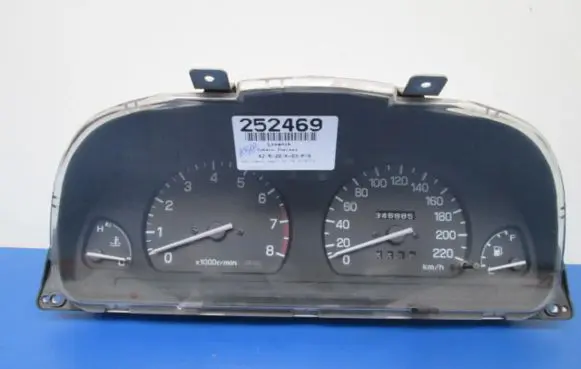 Subaru Impreza I Speedometer (instrument cluster)