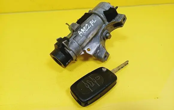 Audi A8 S8 D2 4D Ignition lock 4B0905851