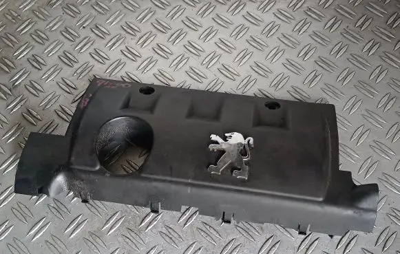 Peugeot 207 Engine cover (trim) M04013A150