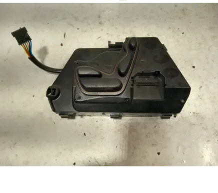Mercedes-Benz S W220 Seat control switch 2208215079