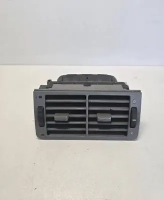 BMW 7 E38 Rear air vent grill 64228390117