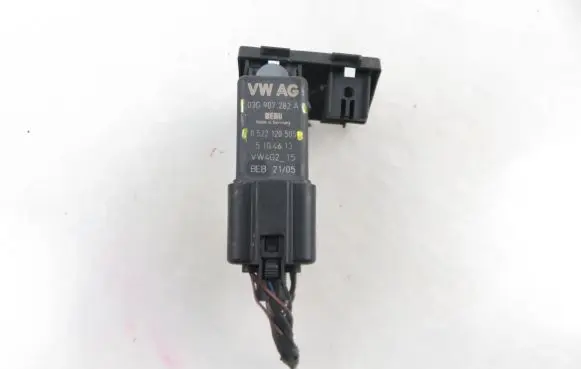 Glow plug pre-heat relay