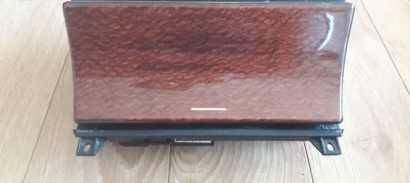 Ashtray (front)