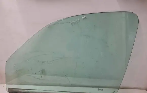 Renault Kangoo I Front door window glass four-door 43R000929 DOT39AS2M34