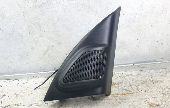 Volvo V70 Front door high frequency speaker 30781066