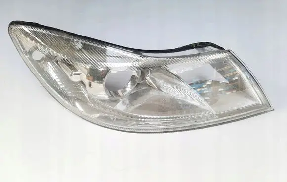 Volkswagen Touareg II Headlights/headlamps set 