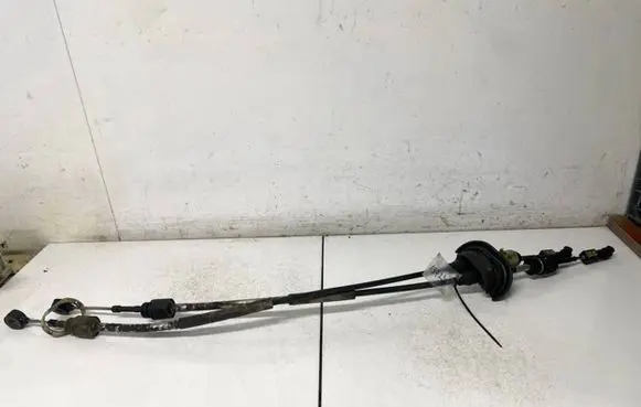 Gear shift cable linkage