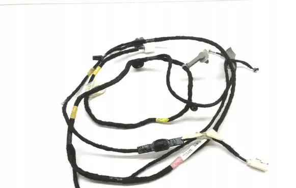 Tesla Model 3 EUR ISO radio connector 