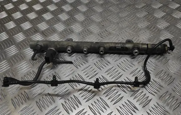 Renault Megane II Fuel main line pipe 0445214024 7700114017