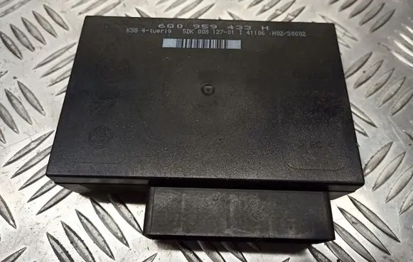 Skoda Fabia Mk1 (6Y) Voice control module 6Q0959433H