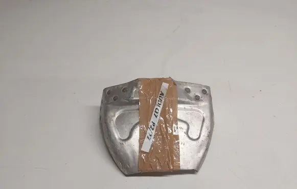 Audi Q7 4M Driveshaft support bearing bracket 4M0301325