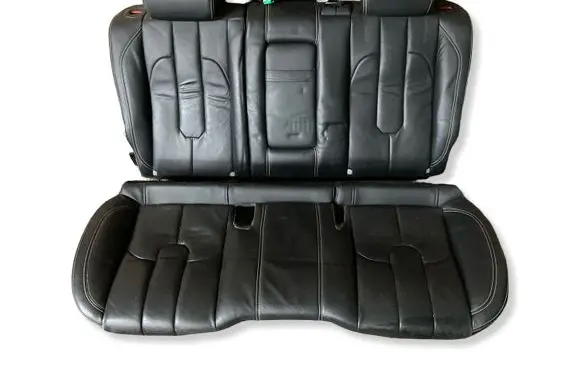 Land Rover Evoque I Rear seat 