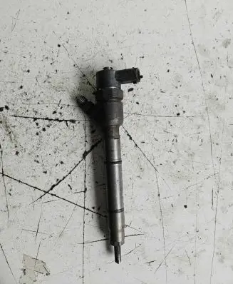 KIA Ceed Fuel injector 0445110320