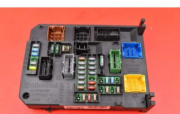Peugeot 508 RXH Fuse box set 9665547580