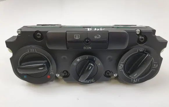 Volkswagen PASSAT B6 Climate control unit