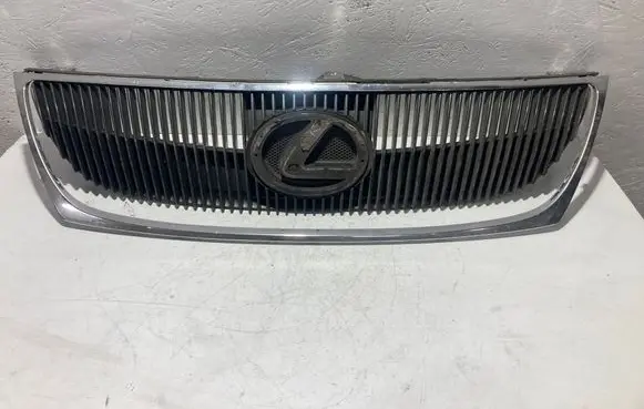 Lexus GS 300 350 430 450H Front bumper upper radiator grill