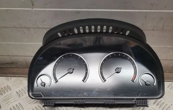 BMW X5 F15 Speedometer (instrument cluster) 6802319 680231901 0263726345