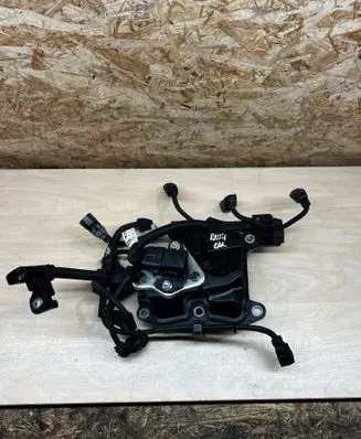 Toyota RAV 4 (XA50) Oil breather separator 1221125011 8221933050B 8221933050